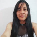 Jenny Basantes - @cubaveje - Instagram