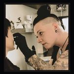 Jenny Busch - @jenny.bee_piercing.tattoo - Instagram