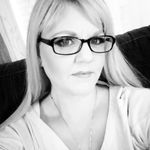 Jennifer Blum - @jennybenz1979 - Instagram