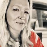Jennifer Burroughs - @themissburr - Instagram