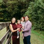 Jenny Cohen - @jenny_sellswake - Instagram