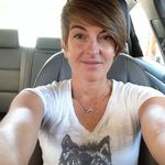 Jenny Finney - @sloaner24 - Instagram