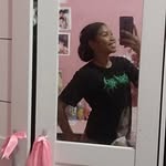 Jhenny Merauje - @jennymerauje - Instagram