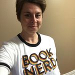 Jenny North - @beansbooks2020 - Instagram