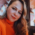 Jenny Posada - @jennymile99_ - Instagram