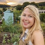 Jen's Bristol Allotment - @jenny.roozel - Instagram