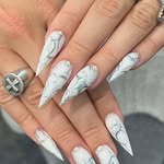 Nails Azubi - Wimpernverlängerung - @jenny_thuy_tien - Instagram