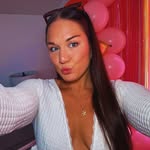 Jenny Travis - @jentravv - Instagram