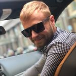 Jerri Anderson - @podniglazov - Instagram