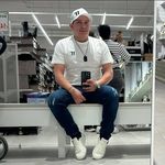 Jerry Barrera - @yrribarrera - Instagram