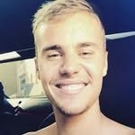 jerry dame duro contra el muro - @jerrydamedurocontraelmuro94 - Instagram