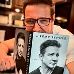 Jeremy Renner - @jeremyrenner7400 - Instagram
