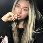Jess Benson - @jess.benson.22 - Instagram