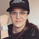 Jess Hoffman - @shh.auntie.reading - Instagram