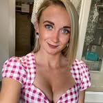 Jess Simmons 🌸 - @jesssimmons93 - Instagram