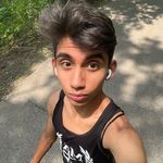 Jesse Carlos - @yessy_carlos - Instagram