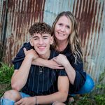 Jessie Clapper - @dresswithjess80 - Instagram