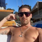 Jesse Cooke - @birdie_baklava - Instagram