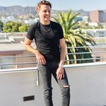 Jesse | LA Colorist - @jesse.does.hair - Instagram