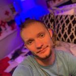 Jesse Downs - @jessedowns87 - Instagram