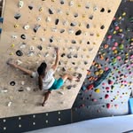 Jess Tracy-Gaunt - @mom_boardclimbs - Instagram