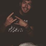 Jesse Glaze - @jessy_messyyy - Instagram