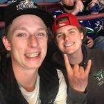 Jesse Levesque - @jesselevesque - Instagram
