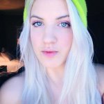 Jess E. Peach - @jessletssmash - Instagram