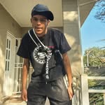 Tebello Motsamai - @jesse.reddot.pinkman - Instagram