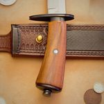 Jesse Robert Wallace-White - @jwallacewhite_custom_knives - Instagram