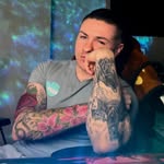 Jesse Sanford - @burgersnbitches - Instagram