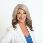 Jess Townley - @familyfaithandrealestate - Instagram