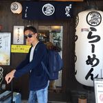 Jesse Zhou - @jessezhou.827 - Instagram