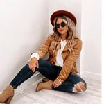 Jessica - @jessibates123 - Instagram