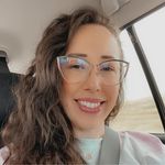 Jessica DeWitt - @jessicavibes815 - Instagram