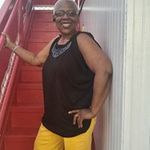 Jessie Stern - @jessie2492000 - Instagram
