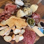 Jessie, Ben & Maisie Stokes - @melbs_wine_eat_repeat - Instagram