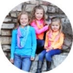 Jill Bach - @love2shop3girls - Instagram