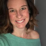 Jill Bacon - @styledndsassy - Instagram