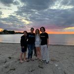 Jill Blackburn-Sanders - @blackburn.js - Instagram