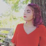 Jillian Cloutier - @jillduzmakeup - Instagram