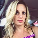 Jill Downs - @_bottlebabe_ - Instagram