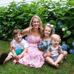 Jill Hennessy Mathieu - @pink_floydette - Instagram