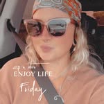 Jillian Cobb - @notjaxgirljill - Instagram