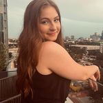 Jillian Cox - @jelly.anne - Instagram