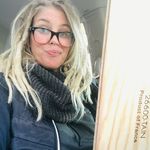 Jillian Estes - @queen_bee_pyro1317 - Instagram