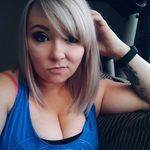 Jillian Lange - @cariboulucy - Instagram