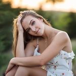 Jillian Lowe - @jlowes_clothes - Instagram
