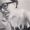 Jillian MacDougall - @money.fly - TikTok