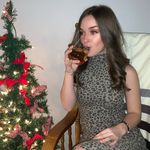Jillian Mayer - @jillysclosetandtrinckets - Instagram